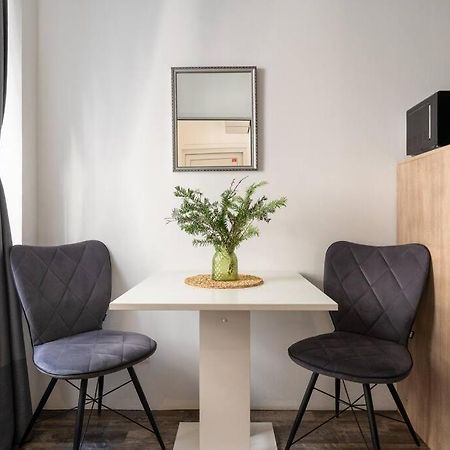 Chic Studio By City Center By Hm ウィーン エクステリア 写真